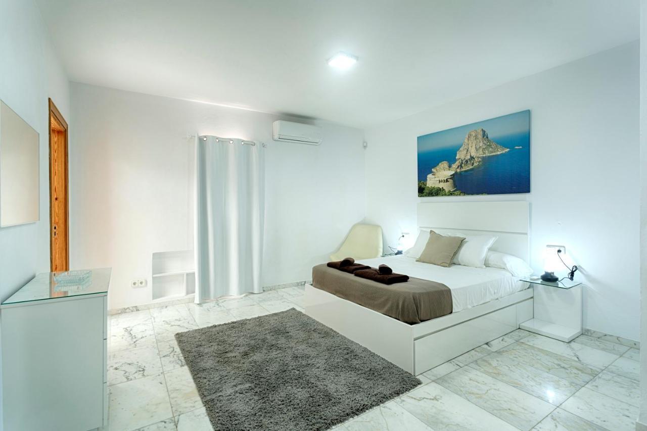 Villa Cana Simona Sant Jordi de ses Salines Exterior photo