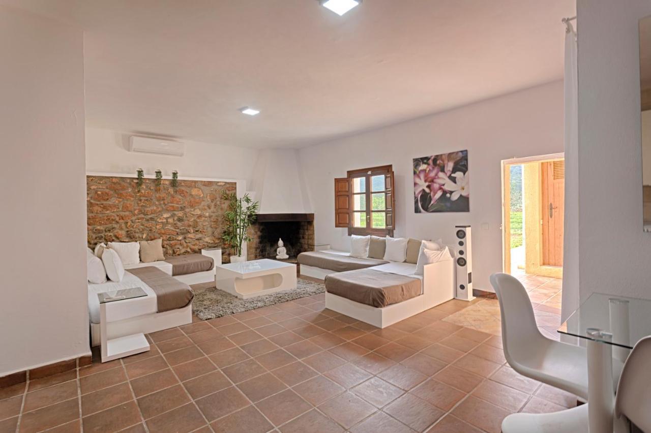 Villa Cana Simona Sant Jordi de ses Salines Exterior photo
